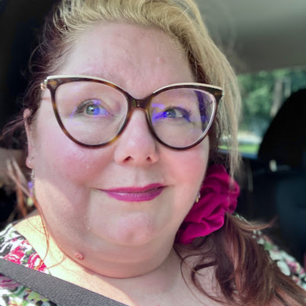 Meet your Posher, Deirdra